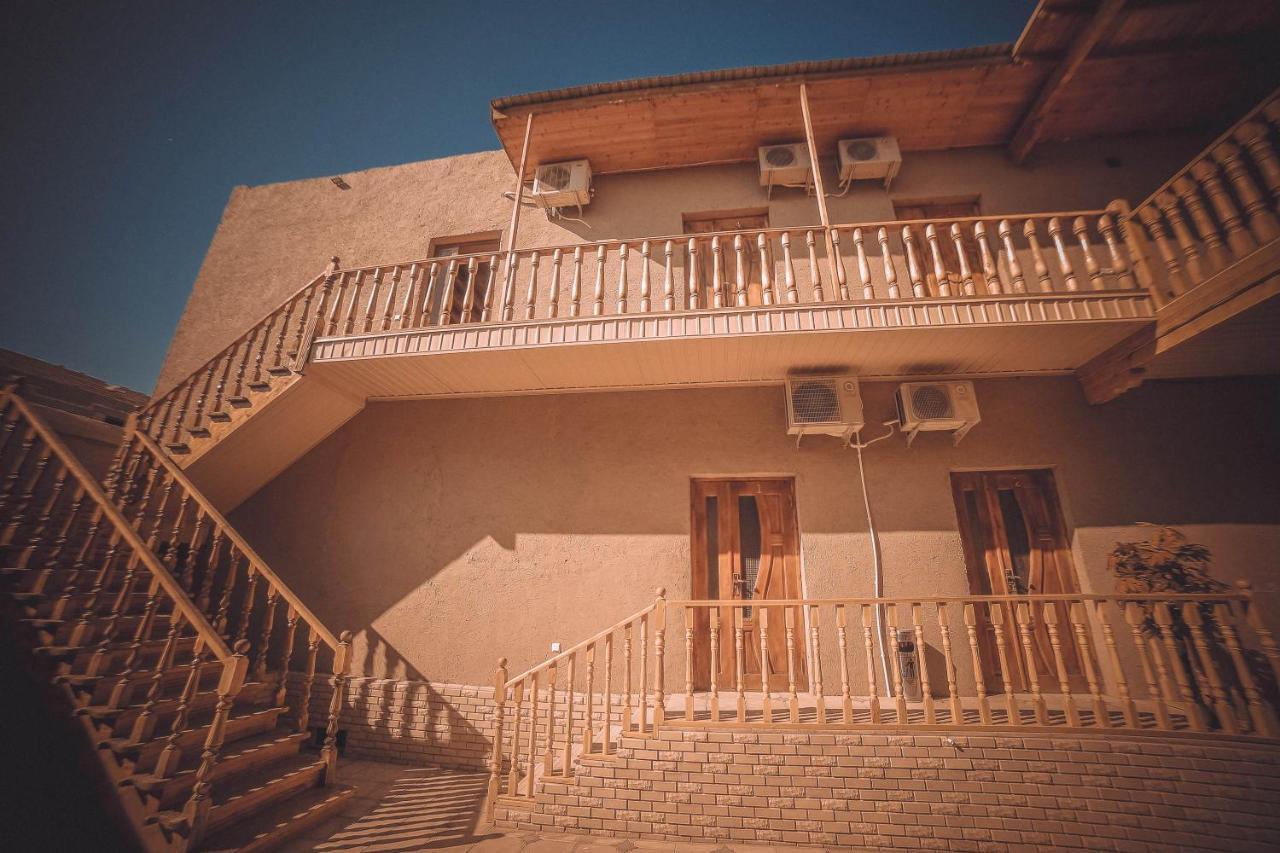 Oqilanur Guest House Khiva Esterno foto
